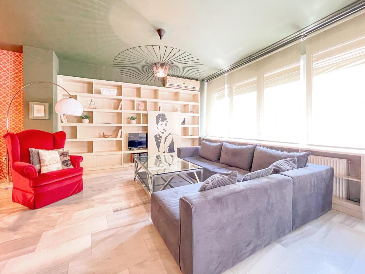 Loft 1 Bedroom Apartment In The Heart Of Atene Esterno foto