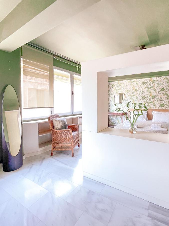 Loft 1 Bedroom Apartment In The Heart Of Atene Esterno foto