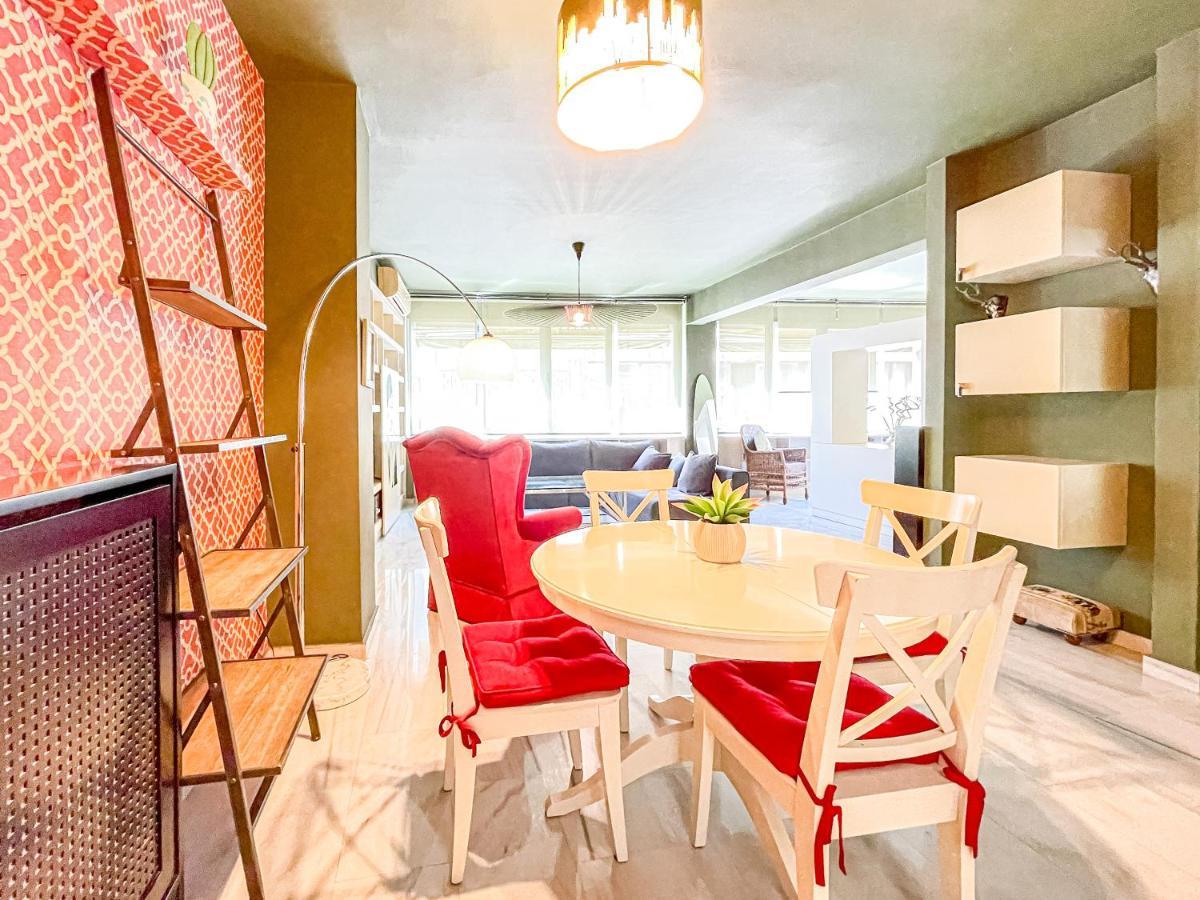Loft 1 Bedroom Apartment In The Heart Of Atene Esterno foto